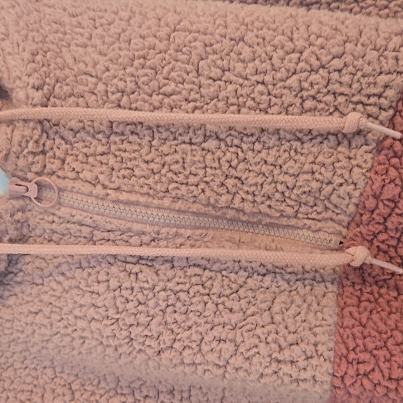 PINK Victoria's Secret Two-Tone Sherpa Hoodie - Picture 2 of 3